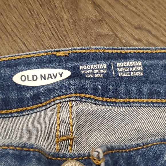 Old Navy Jeans - Picture 2 of 4